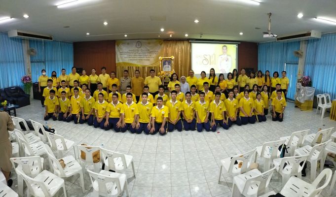 โรงเรียนปรีชานุศาสน์